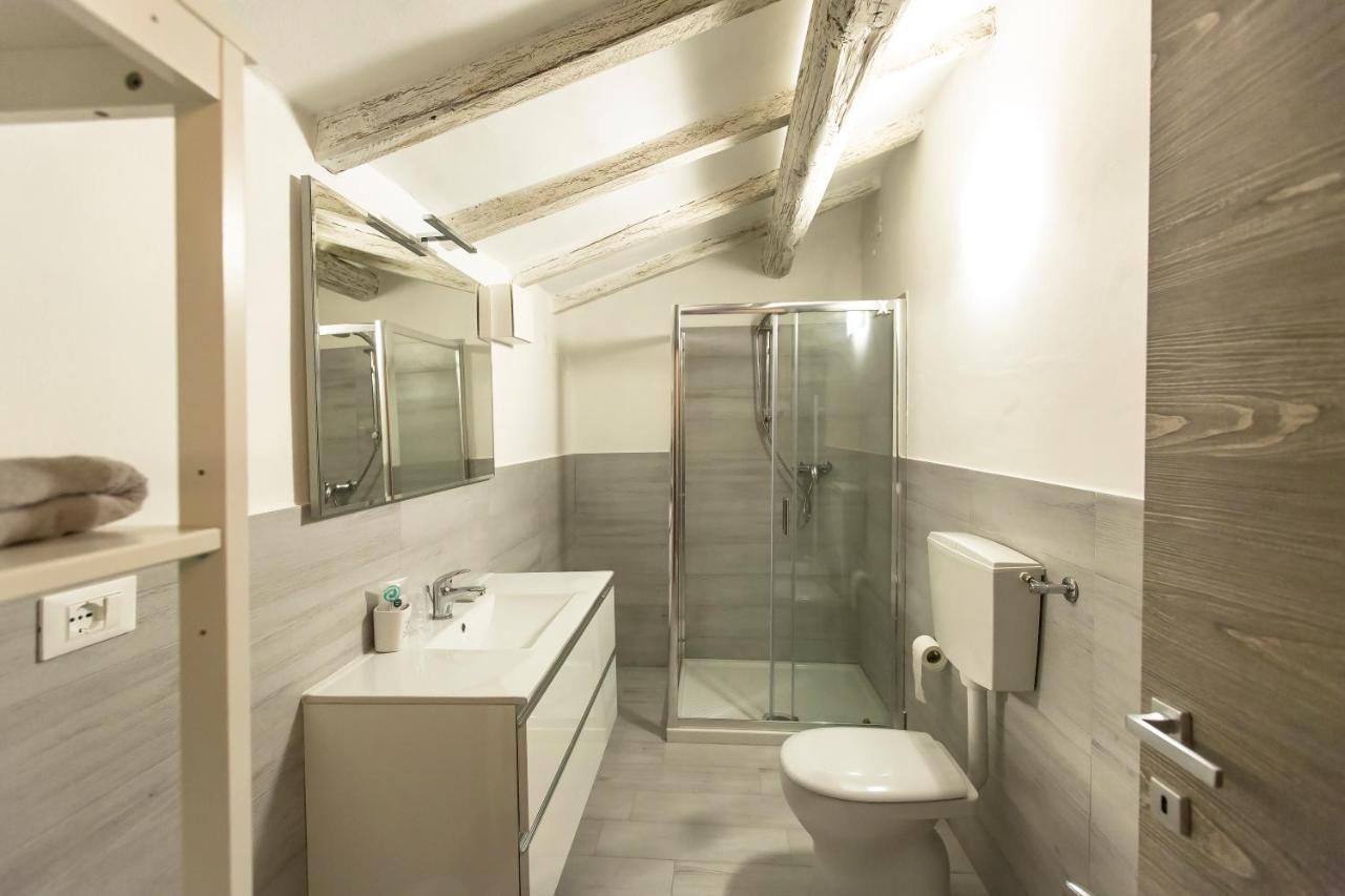 700enolocanda 3* Santa Giuletta