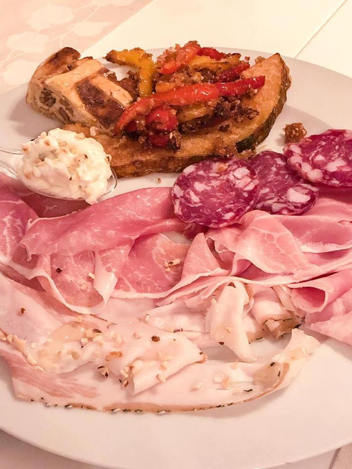 Inn 700enolocanda Santa Giuletta