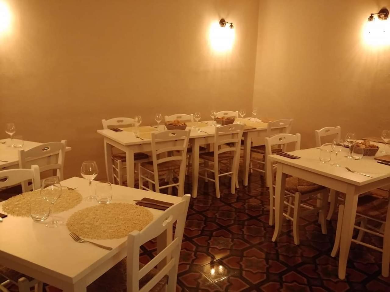 Inn 700enolocanda Santa Giuletta